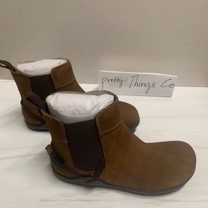 RARE COLOR NWOB Xero Shoes Women Tari US Size 5